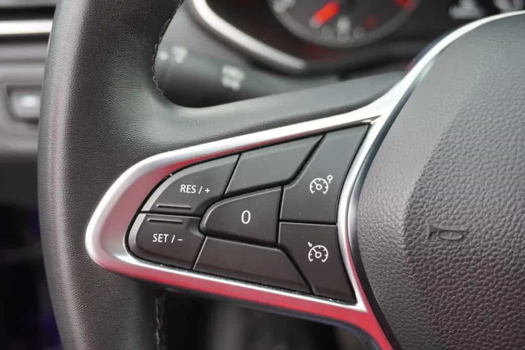 Renault Clio 1.0 TCE R.S. Line LED Navi Sitzheizung DAB 09/2020-photo-13