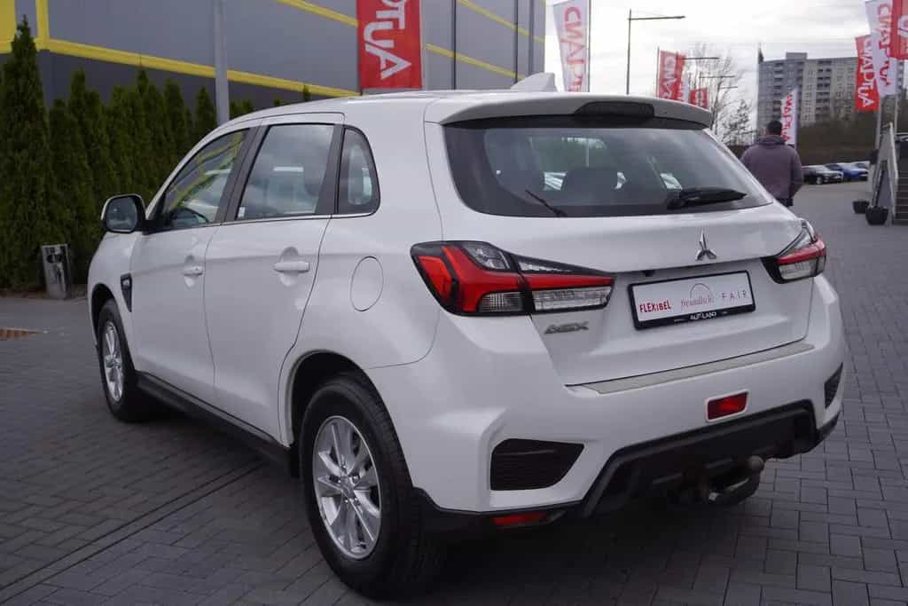 Mitsubishi ASX 2.0 MIVEC Intro Edition+ 2WD LED Navi AHK 09/2020-photo-2