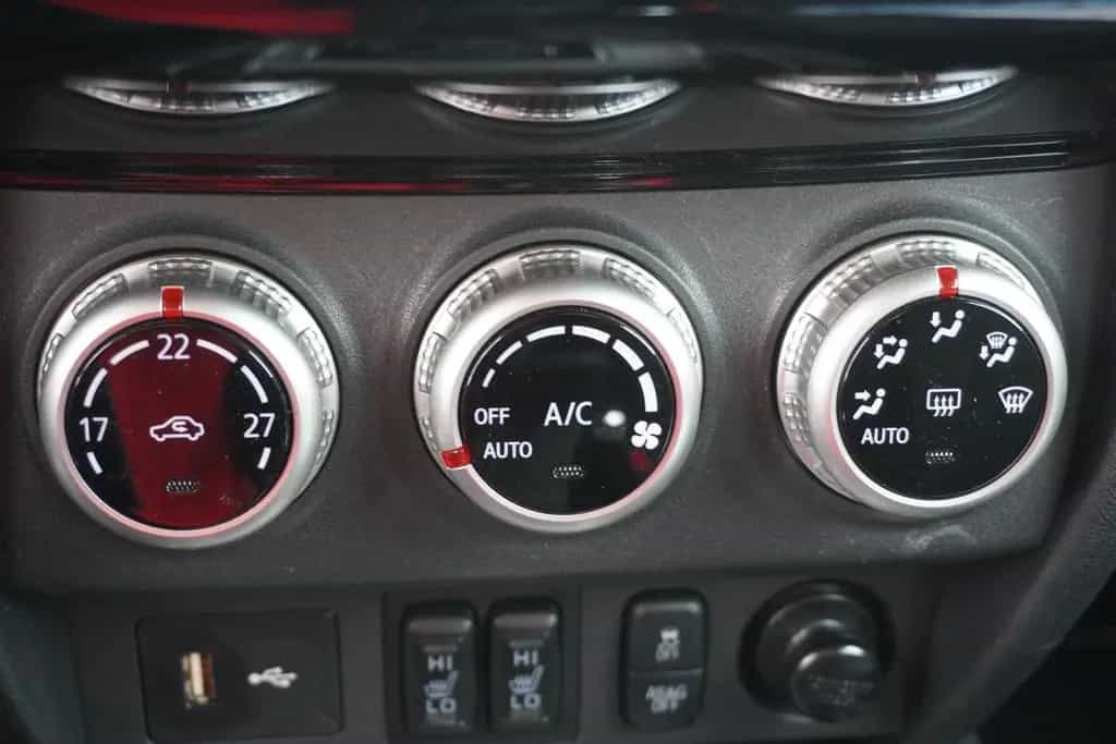 Mitsubishi ASX 2.0 MIVEC Intro Edition+ 2WD LED Navi AHK 09/2020-photo-25