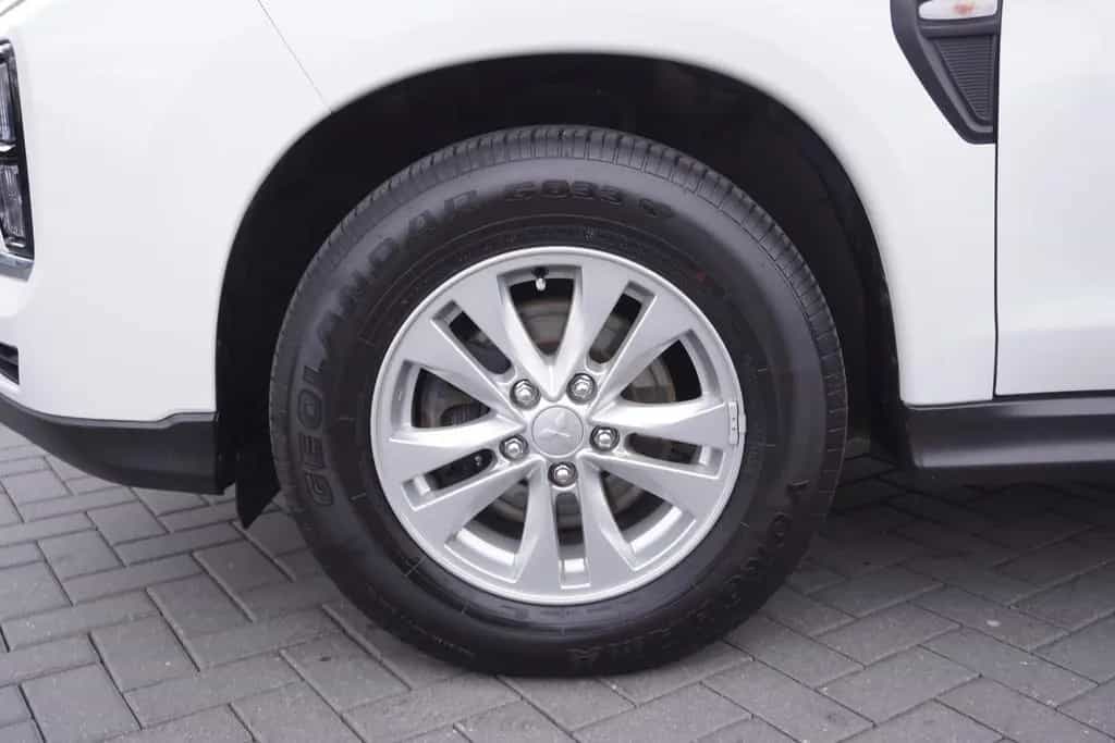 Mitsubishi ASX 2.0 MIVEC Intro Edition+ 2WD LED Navi AHK 09/2020-photo-31