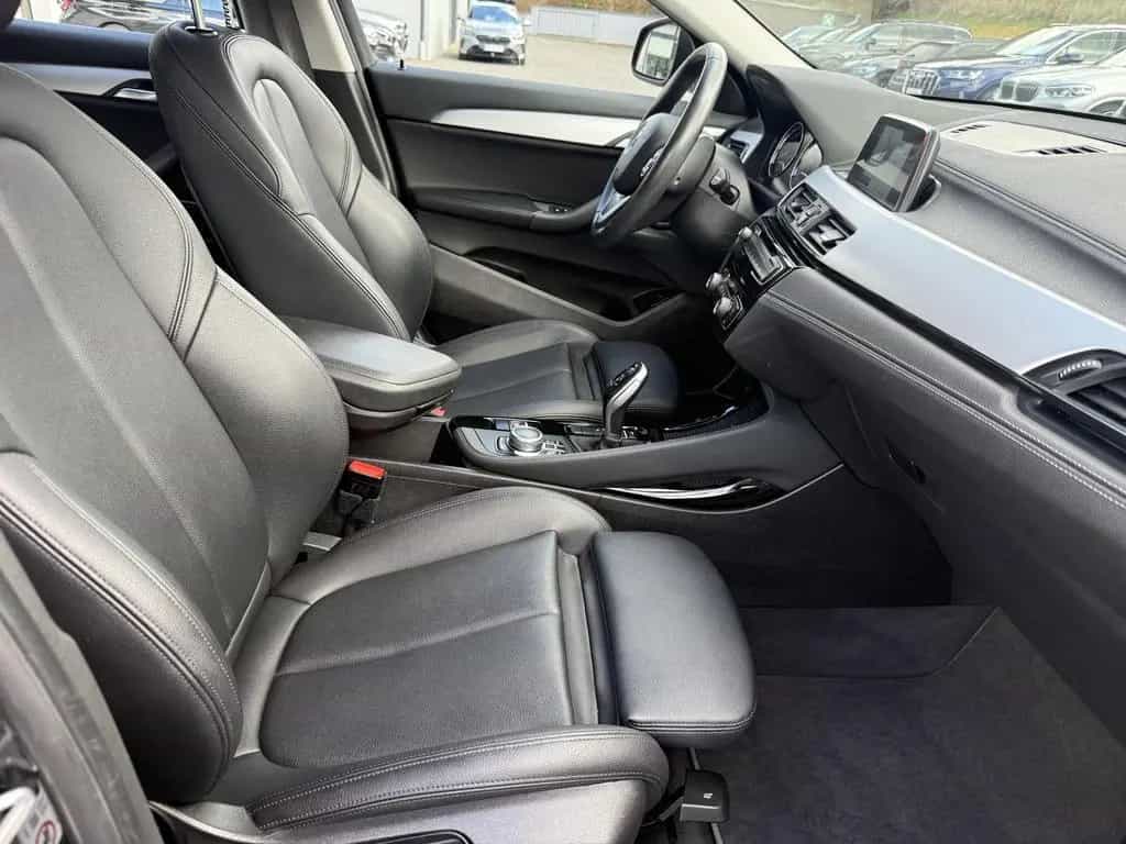 BMW X2 sDrive18d A Advantage NAVI LED PDC 17° ALU 05/2018-photo-12