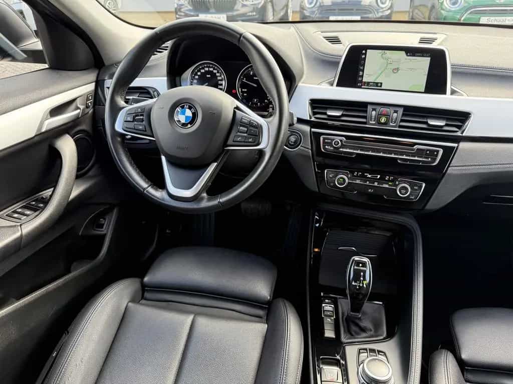 BMW X2 sDrive18d A Advantage NAVI LED PDC 17° ALU 05/2018-photo-14
