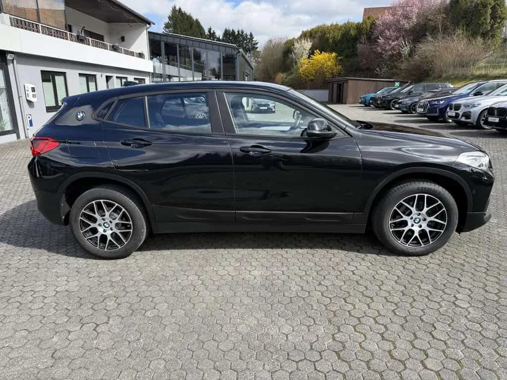 BMW X2 sDrive18d A Advantage NAVI LED PDC 17° ALU 05/2018-photo-3