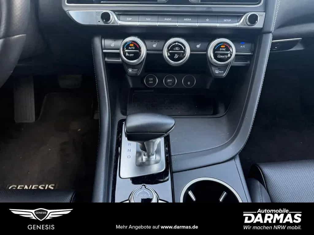 Genesis G70 Shooting Brake 2.0T RWD HUD 360° Kamera 11/2022-photo-13