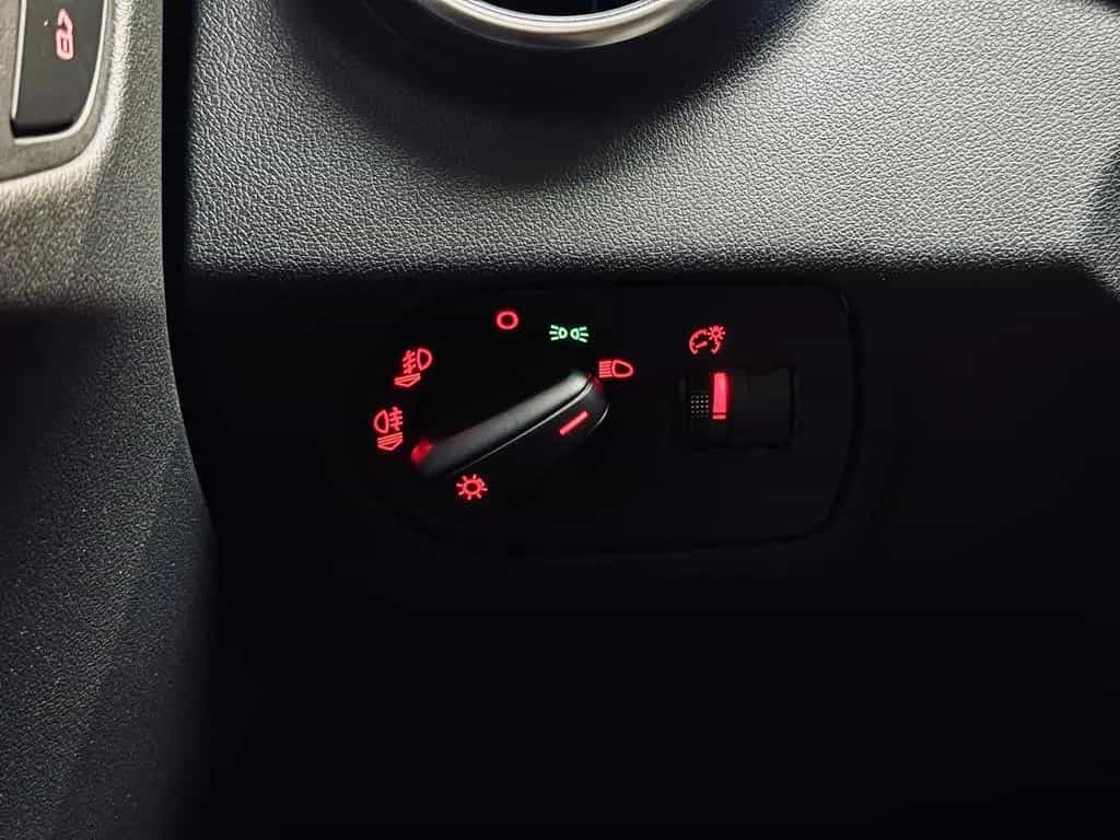 Audi A1 Sport S line |LED|SHZ|NAVI| 10/2016-photo-22