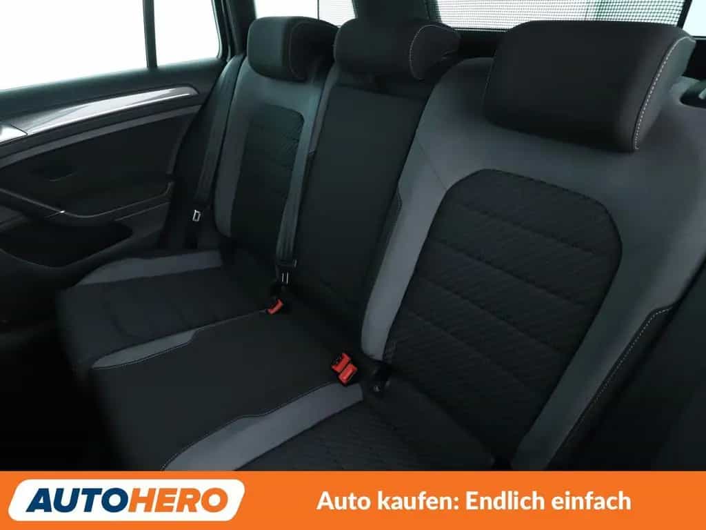 Volkswagen Golf VII 1.4 TSI Highline BlueMotion Aut.*NAVI* 07/2017-photo-13