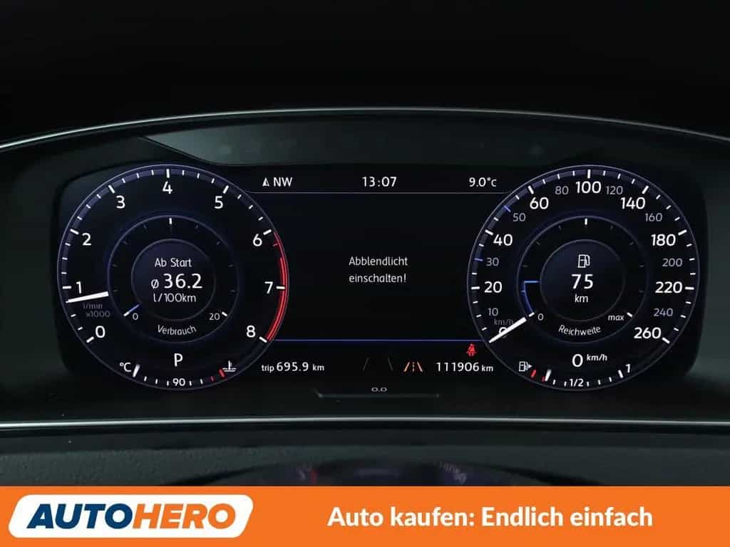 Volkswagen Golf VII 1.4 TSI Highline BlueMotion Aut.*NAVI* 07/2017-photo-19