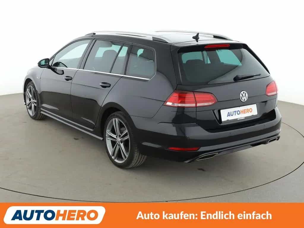 Volkswagen Golf VII 1.4 TSI Highline BlueMotion Aut.*NAVI* 07/2017-photo-3