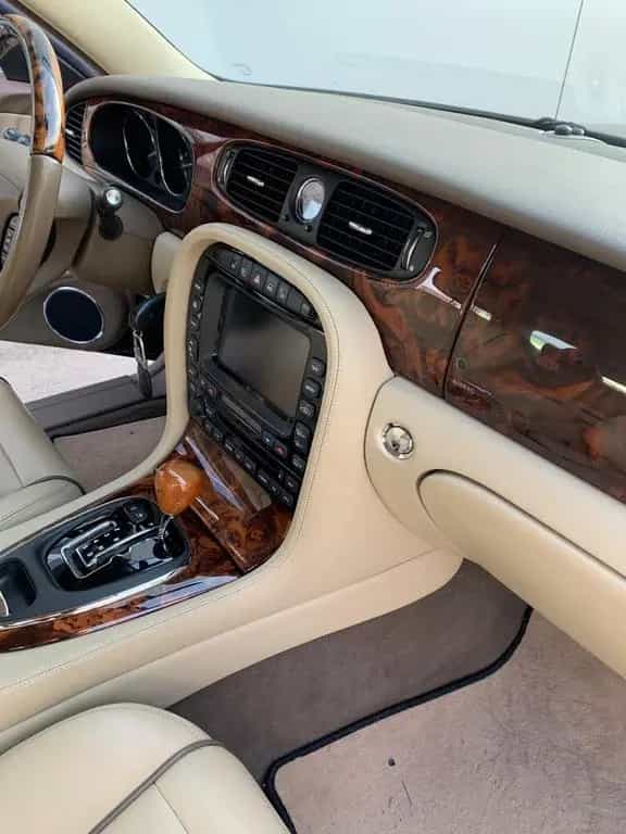 Jaguar XJ6 2.7 Liter Diesel Executive Topzustand 09/2006-photo-8