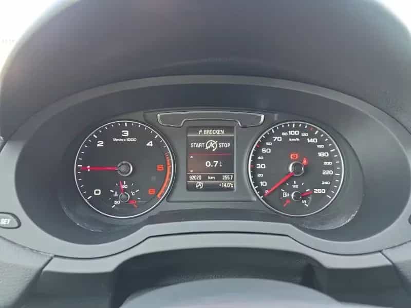 Audi Q3 2.0TDI 150PS 8*Alu/AHK/Navi/Xenon/Keyless 08/2016-photo-23