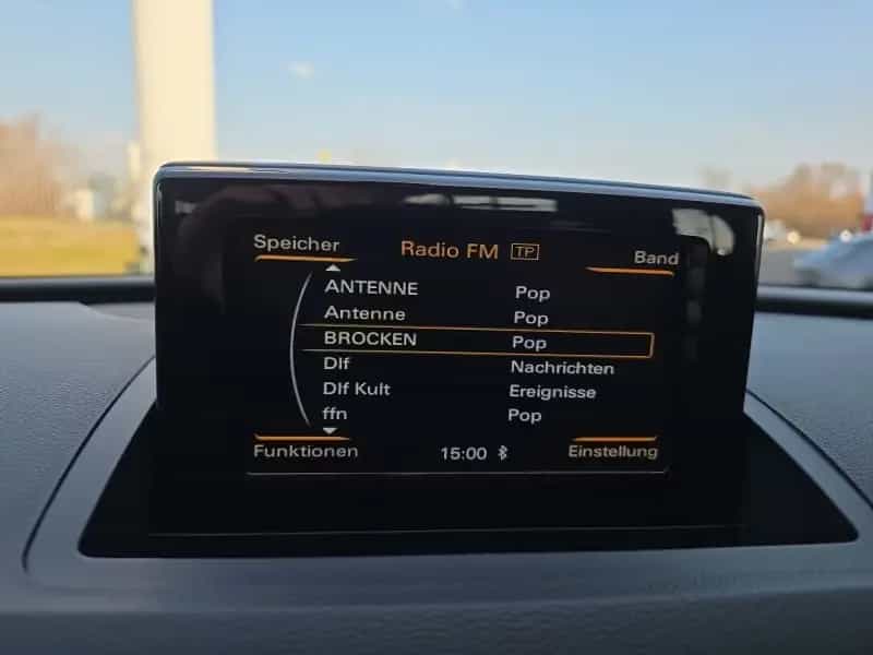 Audi Q3 2.0TDI 150PS 8*Alu/AHK/Navi/Xenon/Keyless 08/2016-photo-30
