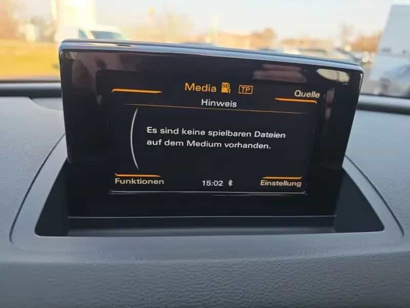 Audi Q3 2.0TDI 150PS 8*Alu/AHK/Navi/Xenon/Keyless 08/2016-photo-39