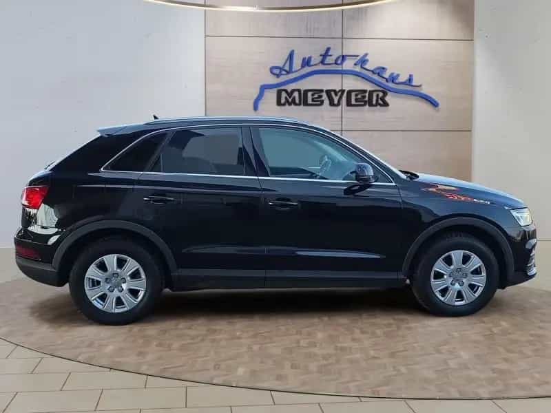Audi Q3 2.0TDI 150PS 8*Alu/AHK/Navi/Xenon/Keyless 08/2016-photo-6