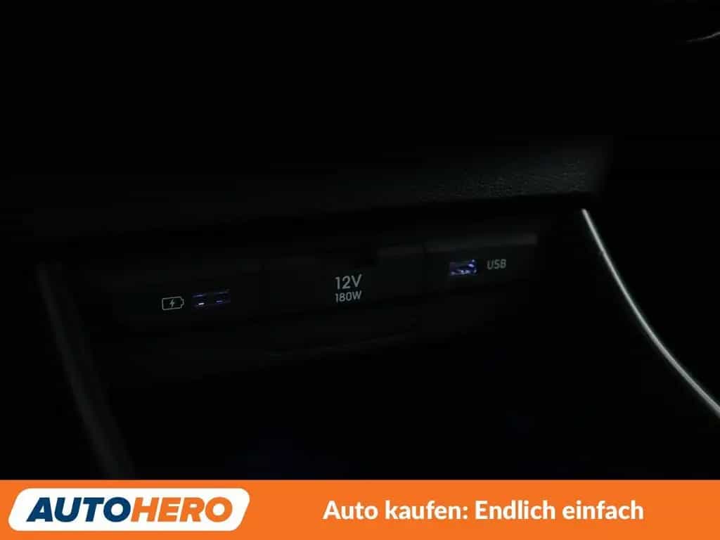 Hyundai i20 1.0 T-GDI Mild-Hybrid Trend *NAVI*LED*CAM* 12/2020-photo-24