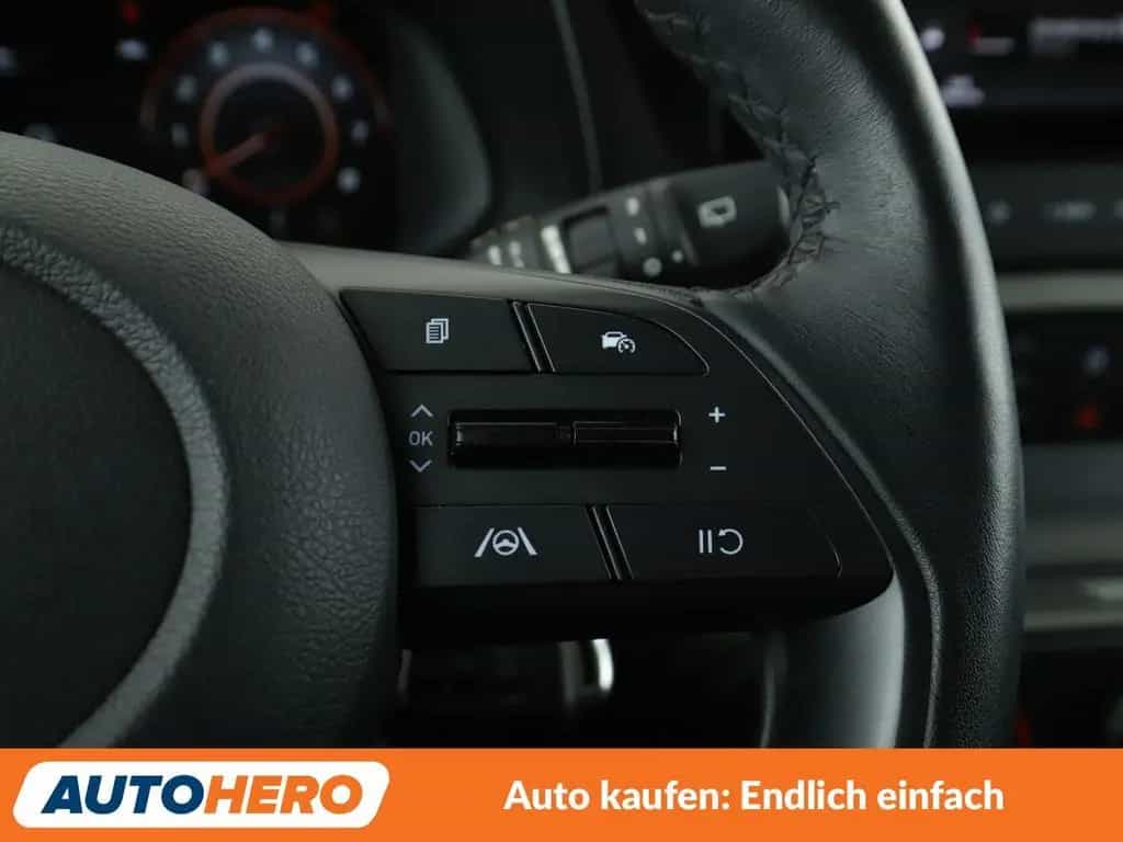 Hyundai i20 1.0 T-GDI Mild-Hybrid Trend *NAVI*LED*CAM* 12/2020-photo-28