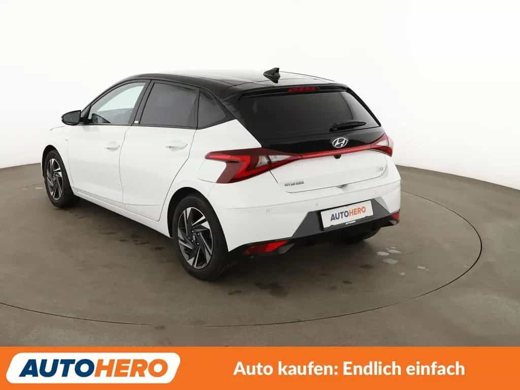 Hyundai i20 1.0 T-GDI Mild-Hybrid Trend *NAVI*LED*CAM* 12/2020-photo-3