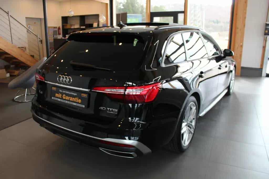 Audi A4 Avant 40 TFSI S tronic quattro S line sport 12/2022-photo-3