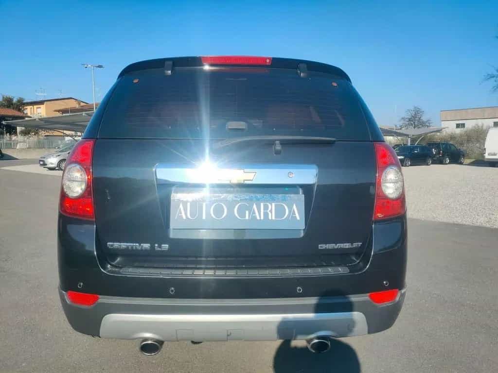 Chevrolet Captiva 2.0 VCDi 2WD 7 POSTI NEOPATENT 08/2010-photo-6