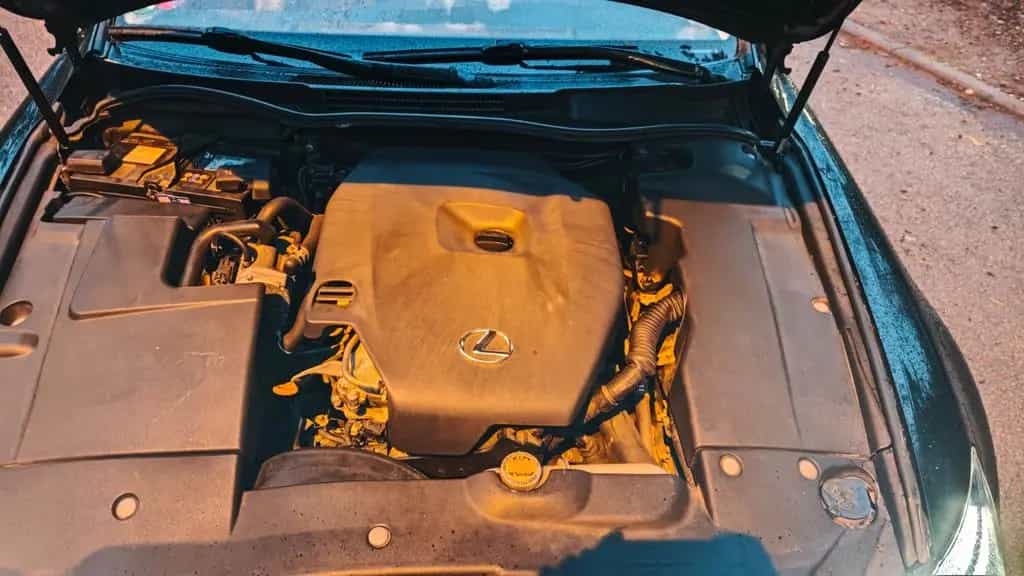 Lexus IS 220 d Luxury Line 02/2006-photo-13