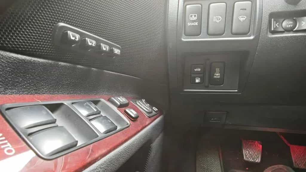 Lexus IS 220 d Luxury Line 02/2006-photo-9
