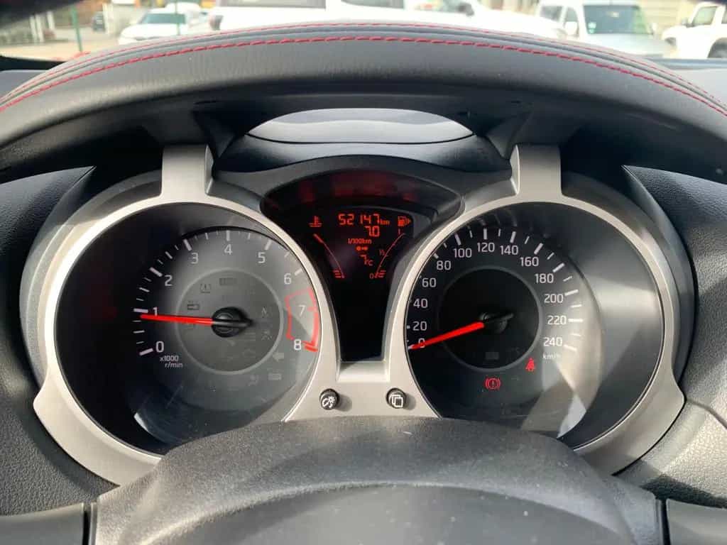 Nissan Juke N-Connecta 6 Gang Pano_Dach 05/2017-photo-17