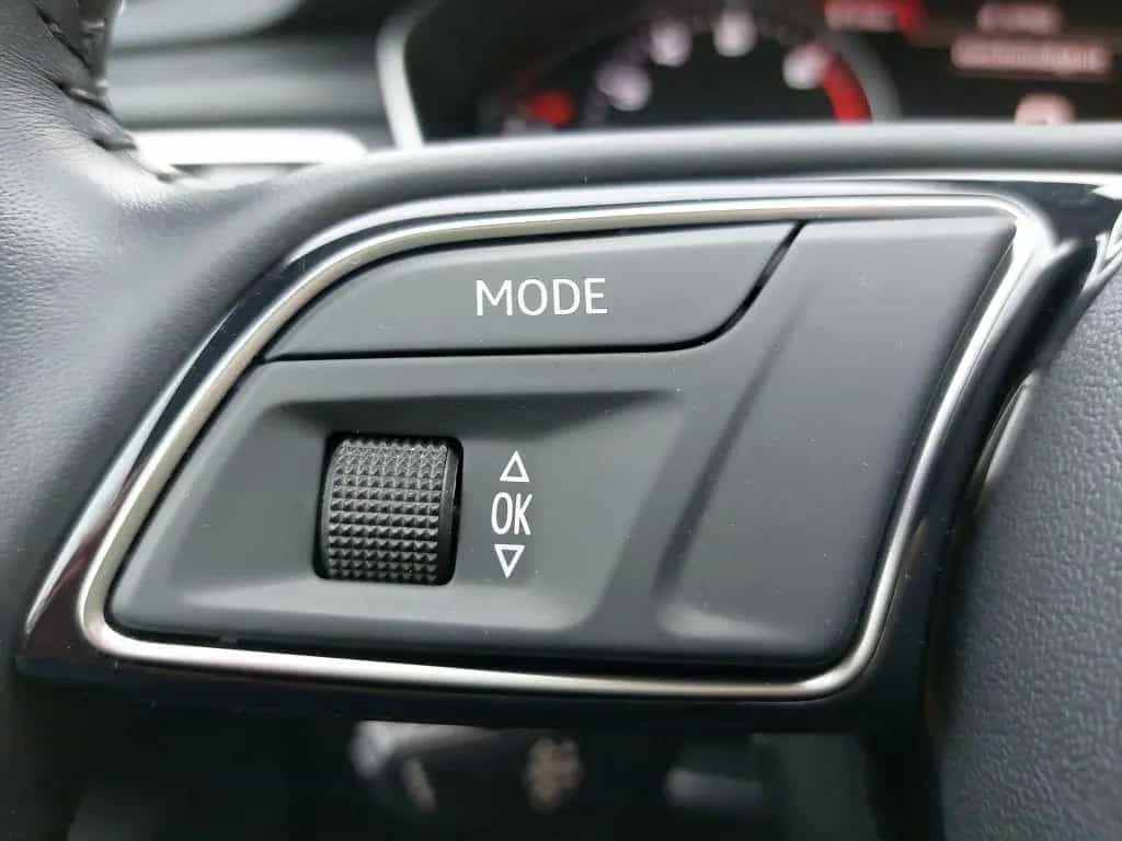 Audi A4 Avant 40 TFSI S tronic S-Line SHZ PDC KAM LED 05/2019-photo-18