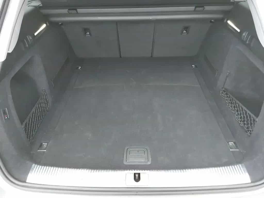 Audi A4 Avant 40 TFSI S tronic S-Line SHZ PDC KAM LED 05/2019-photo-6