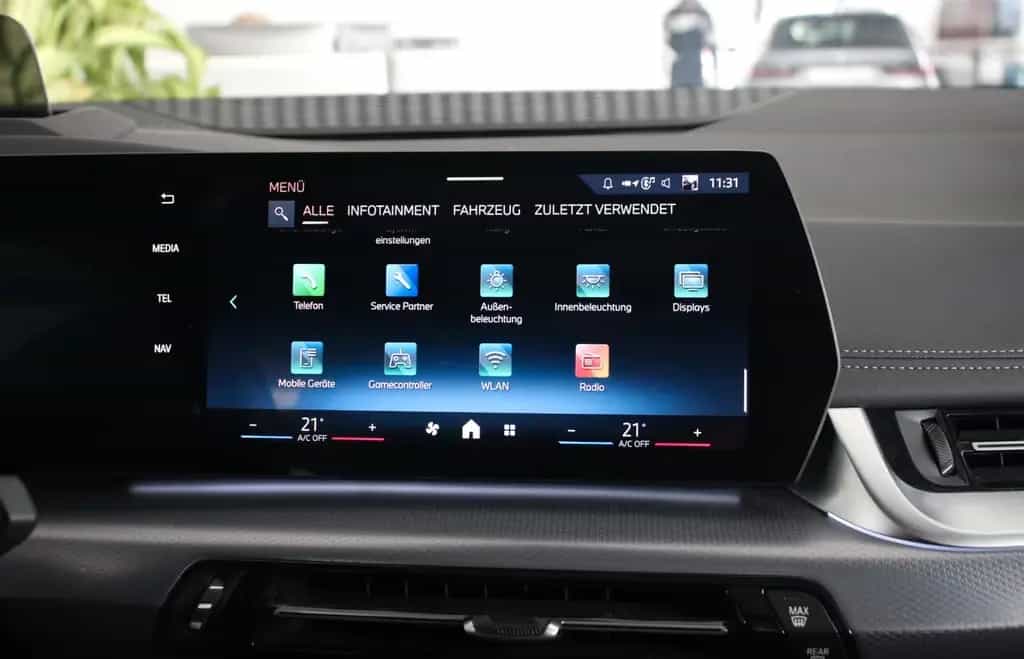 BMW 218 Active Tourer 218i Active Tourer M Sport (U06) *A-LED*H&K*HUD 03/2024-photo-18