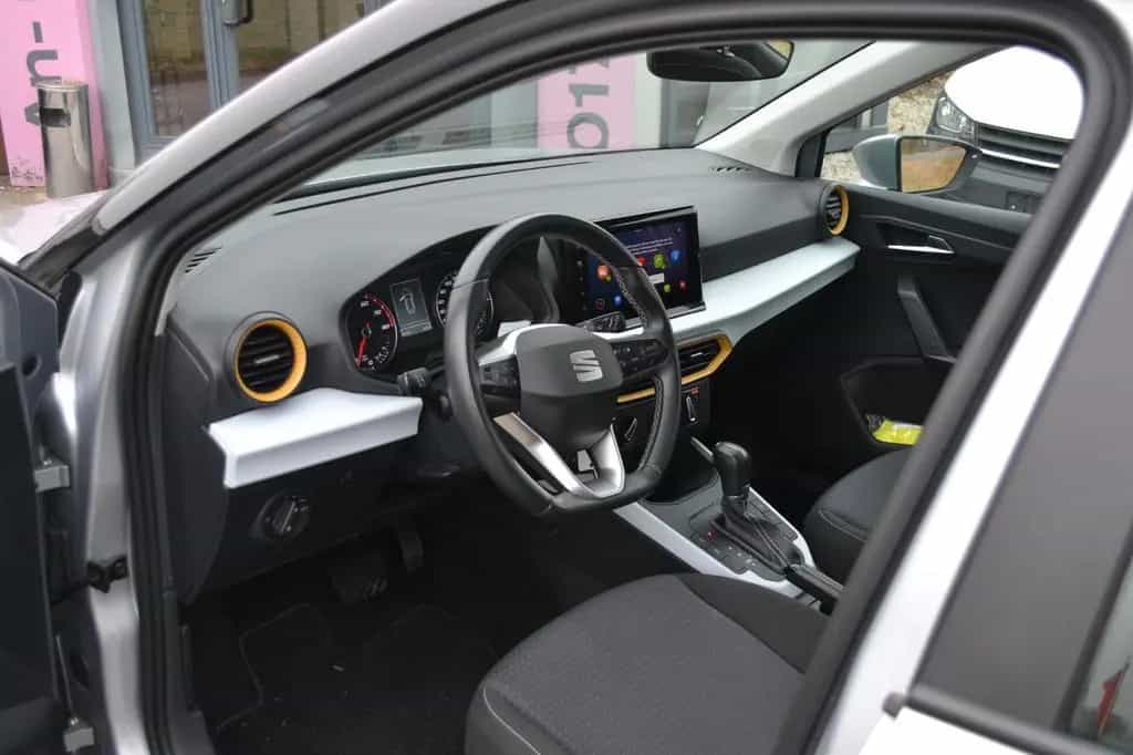 Seat Arona 1.0 TSI DSG  Top Zustand 04/2022-photo-2