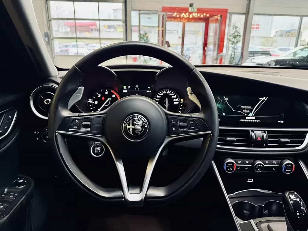 Alfa Romeo Giulia Super |LED|Kamera|SHZ|Xenon| 04/2017-photo-15