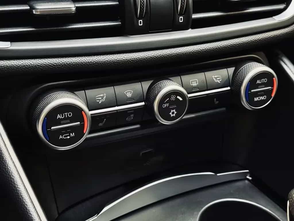 Alfa Romeo Giulia Super |LED|Kamera|SHZ|Xenon| 04/2017-photo-22