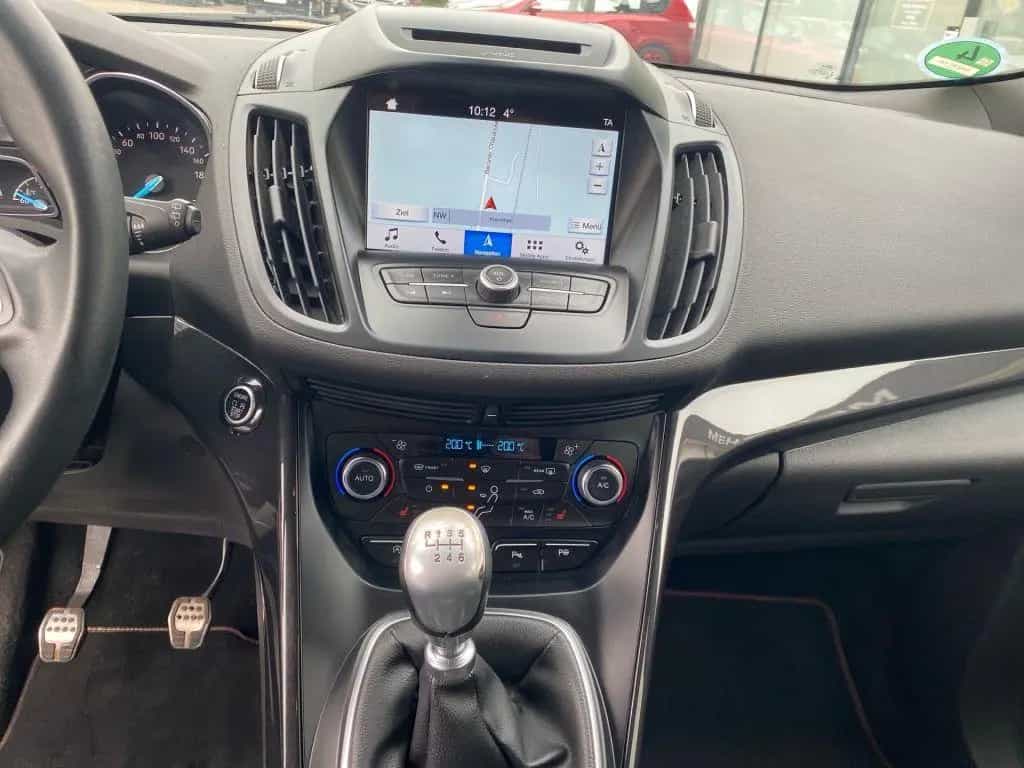 Ford Kuga 1.5 EcoBoost 2x4 ST-Line AHK Pano Navi 10/2018-photo-11