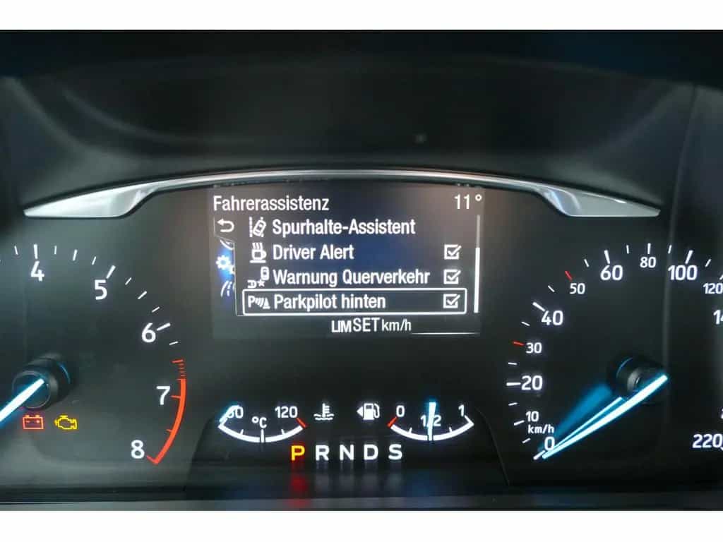 Ford Fiesta 1.0 EcoBoost ST-Line PDC SHZ KAMERA PANO 11/2017-photo-22