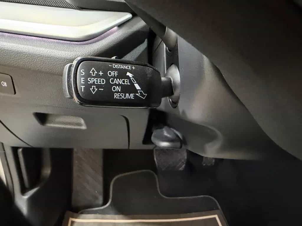 Skoda Octavia Combi Style 2.0TDI DSG/CAM/MATRIX/HEAD-UP 07/2022-photo-20