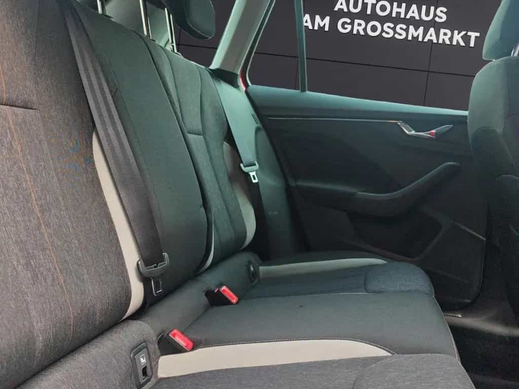 Skoda Kamiq Style LED ACC CarPlay SHZ 8-fach 06/2020-photo-15