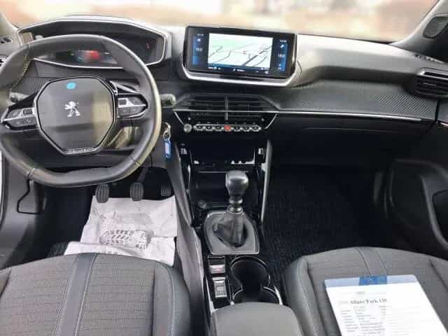Peugeot 2008 Allure Pack 130 Navi+LED+SH+Kamera+WR 07/2023-photo-11