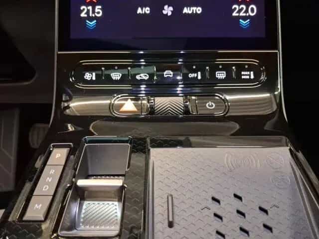 Citroën C5 Aircross PLUS 145 +Navi+LED+Kamera+Pano+ 11/2025-photo-13