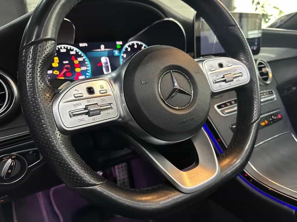 Mercedes-Benz C-Class 200 Cabrio 9G-Tronic AMG / Night-Paket/Airscaf 01/2020-photo-30