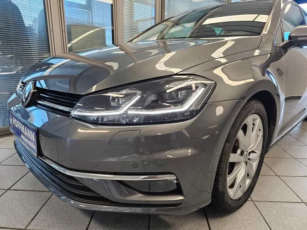 Volkswagen Golf Highline LED,PDC,Navi,Sitzheizung 04/2018-photo-26