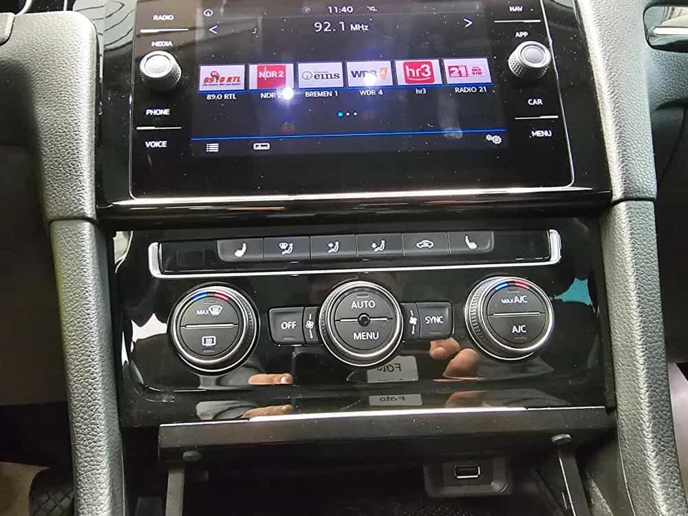 Volkswagen Golf Highline LED,PDC,Navi,Sitzheizung 04/2018-photo-9