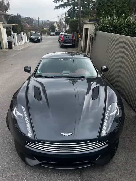 Aston Martin Vanquish V12-6.0l 11/2017-photo-3