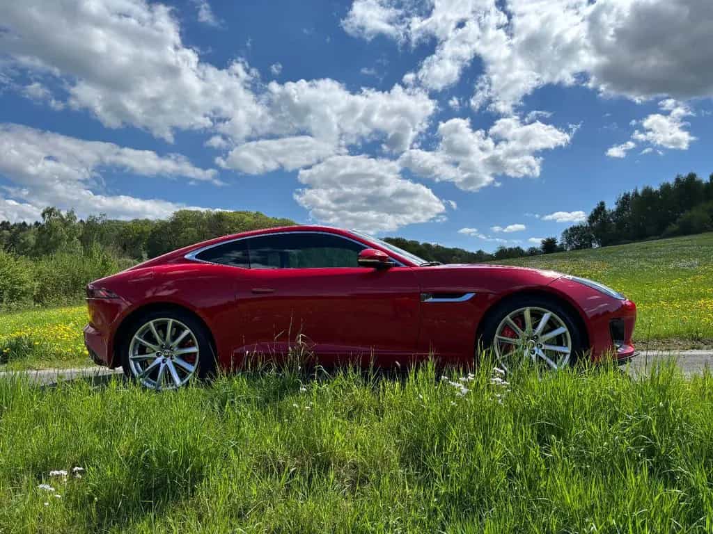 Jaguar F-Type 3.0 L V6 R-Dynamic Kompressor Automat... 06/2017-photo-2