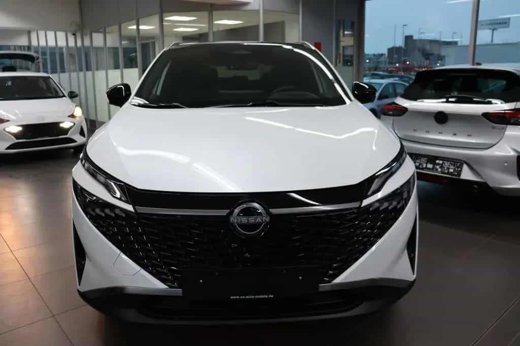 Nissan Qashqai 1.3 Tekna Pano Leder HUD 360° 19" SOFORT 03/2026-photo-1