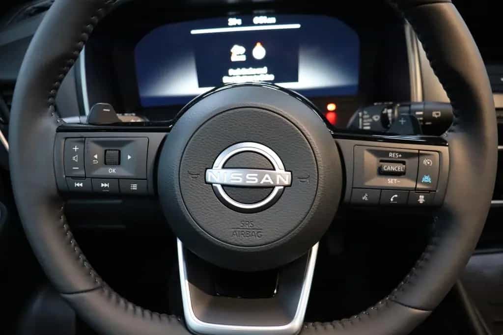 Nissan Qashqai 1.3 Tekna Pano Leder HUD 360° 19" SOFORT 03/2026-photo-8