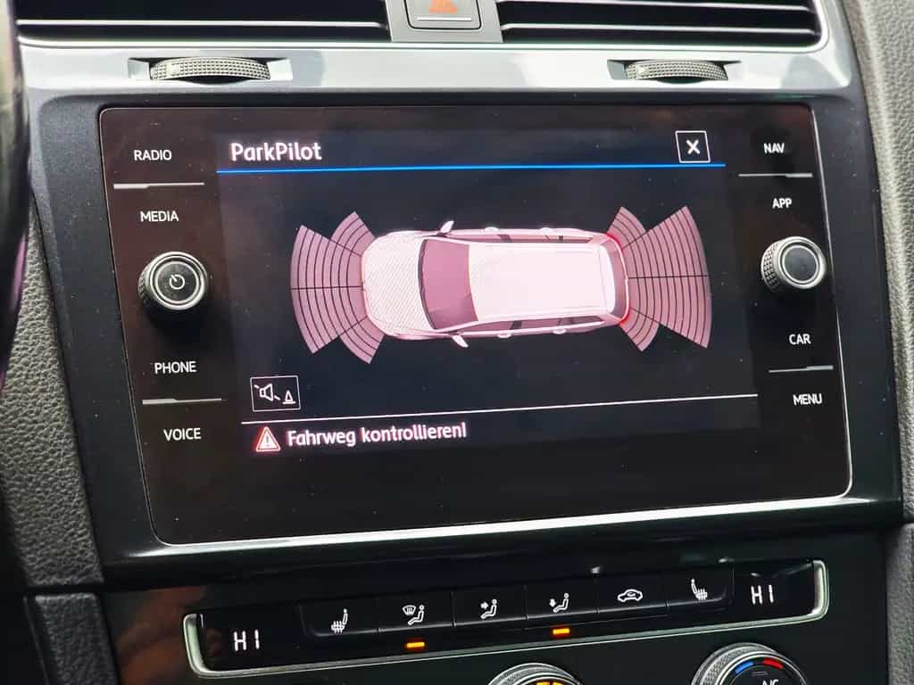 Volkswagen Golf VII Variant Comfortline BMT Navi 1Hand MwS 03/2017-photo-17