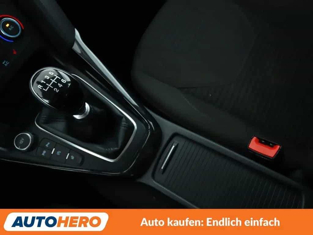 Ford Focus 1.5 EcoBoost Titanium*NAVI*PDC*SHZ*TEMPO* 12/2015-photo-23