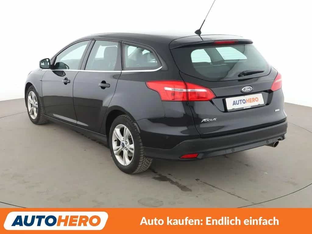 Ford Focus 1.5 EcoBoost Titanium*NAVI*PDC*SHZ*TEMPO* 12/2015-photo-3