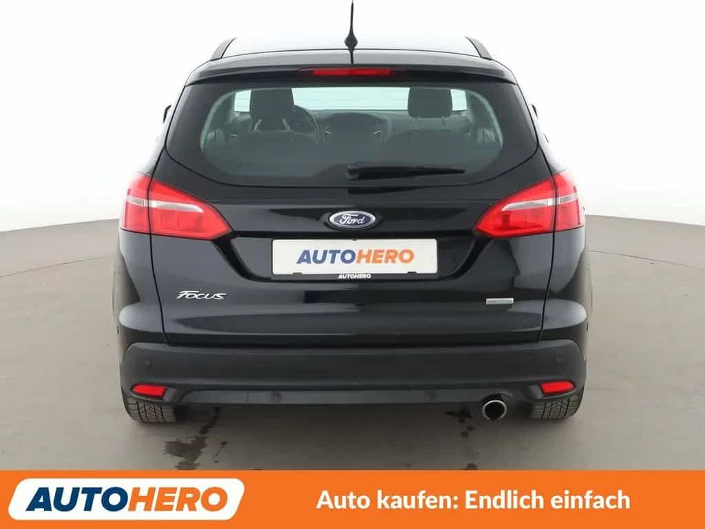 Ford Focus 1.5 EcoBoost Titanium*NAVI*PDC*SHZ*TEMPO* 12/2015-photo-4