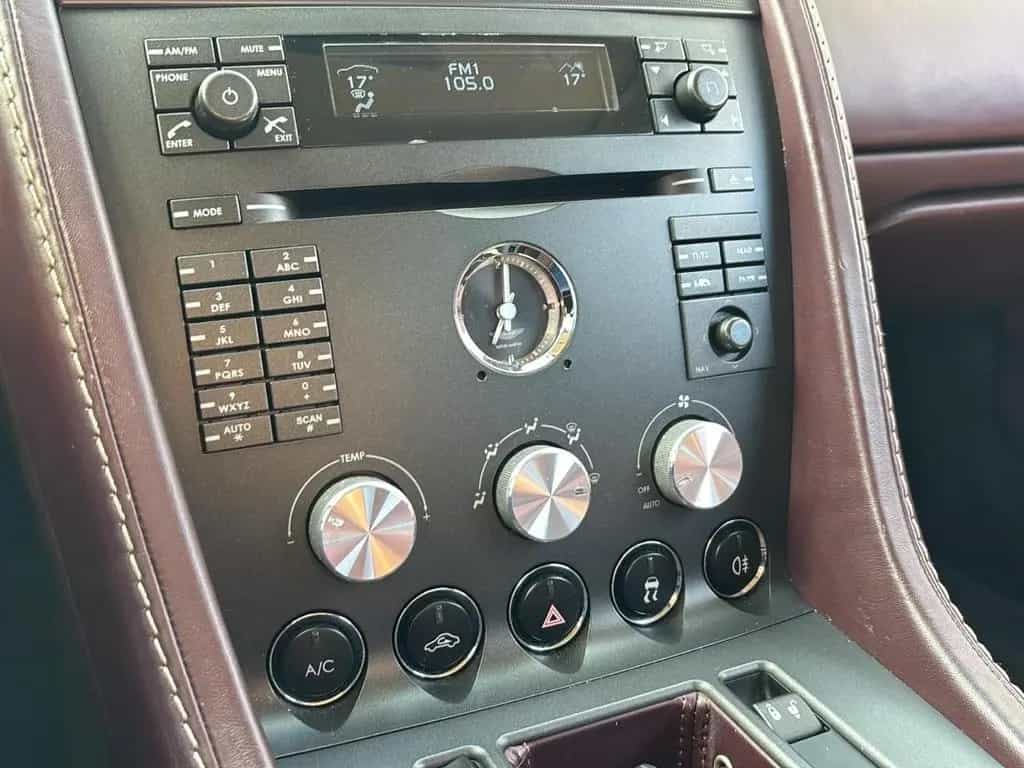 Aston Martin V8 Vantage 4.3 V8 Sportshift 02/2008-photo-19