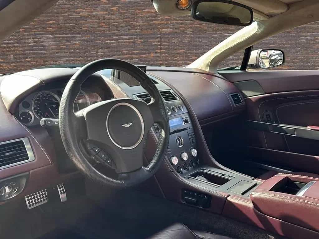 Aston Martin V8 Vantage 4.3 V8 Sportshift 02/2008-photo-9